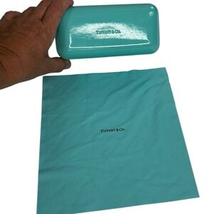 Tiffany & Co. Blue Glasses Sunglass Hard Case Shell Holder Cleaning Cloth